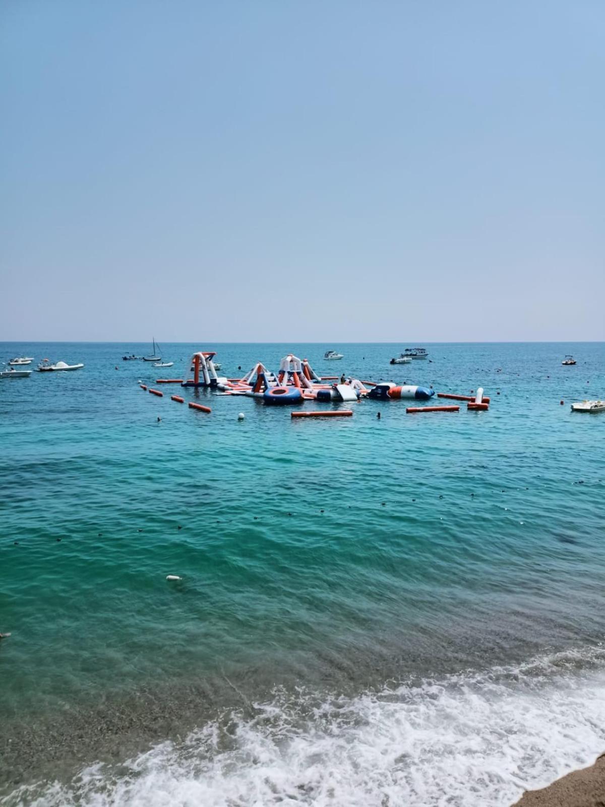 L'Isola Dei Vacanzieri Sant'Andrea Apostolo dello Ionio Bagian luar foto